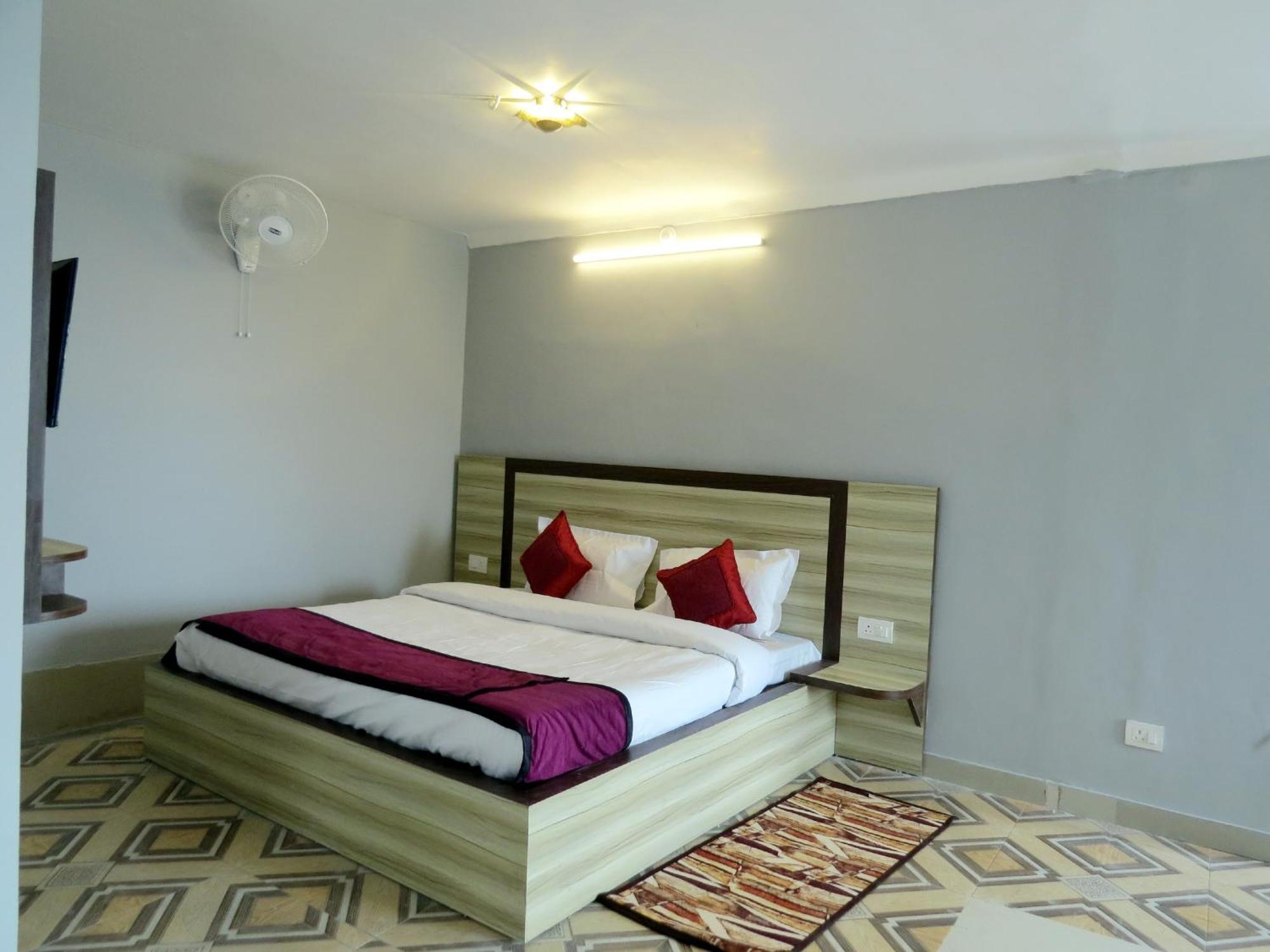Hotel Haya Palace Nainital Buitenkant foto