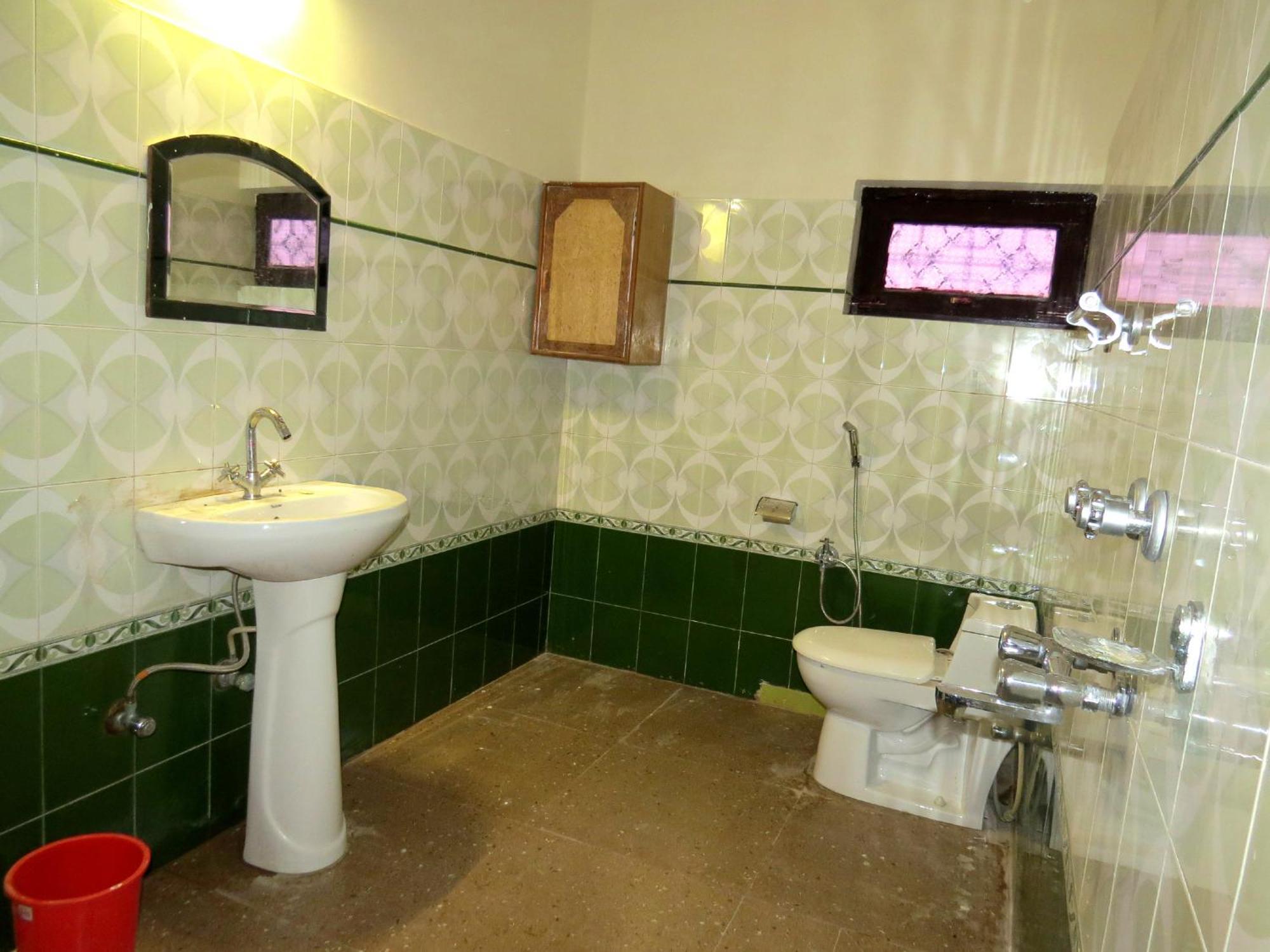 Hotel Haya Palace Nainital Buitenkant foto