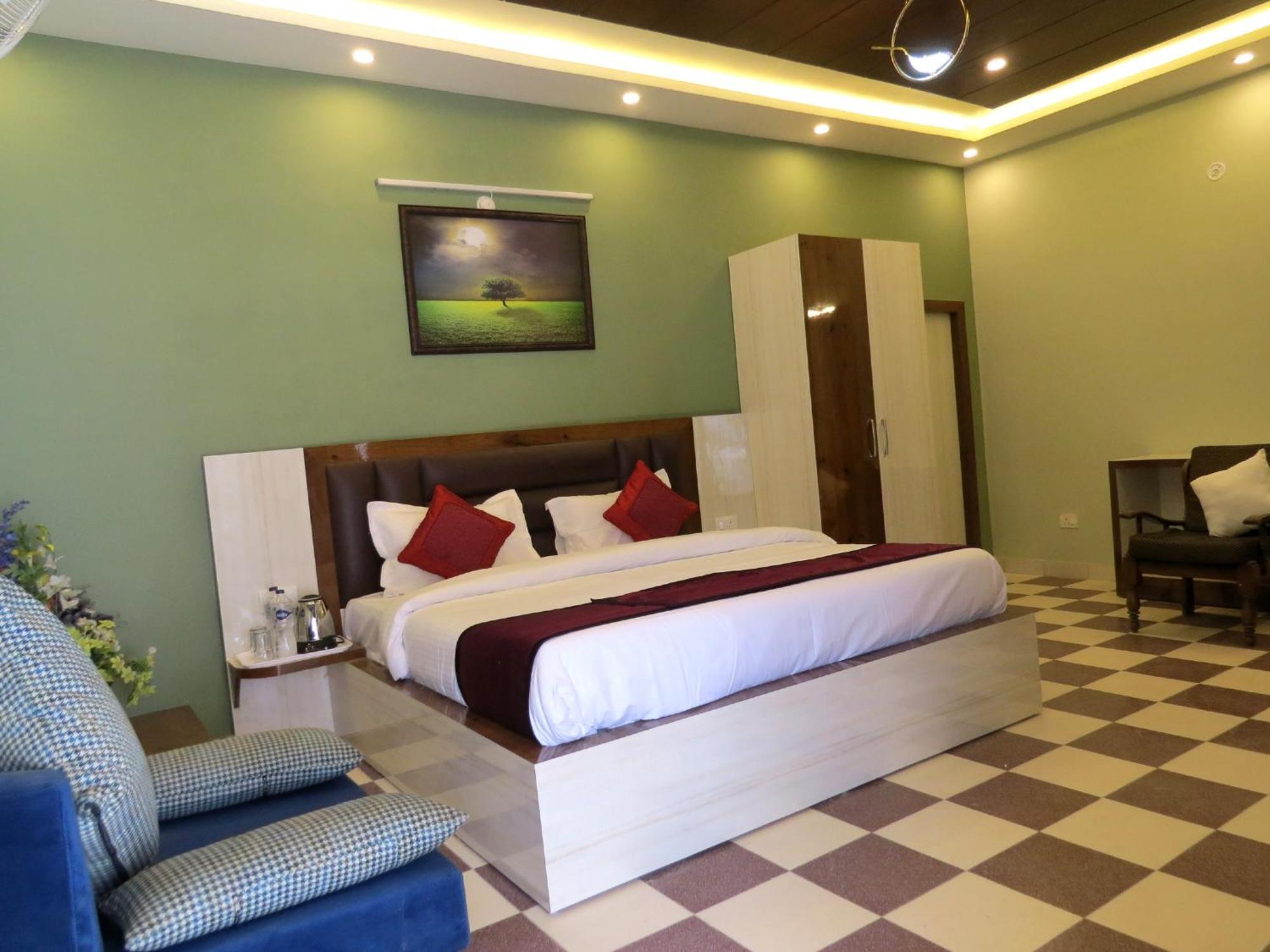 Hotel Haya Palace Nainital Buitenkant foto